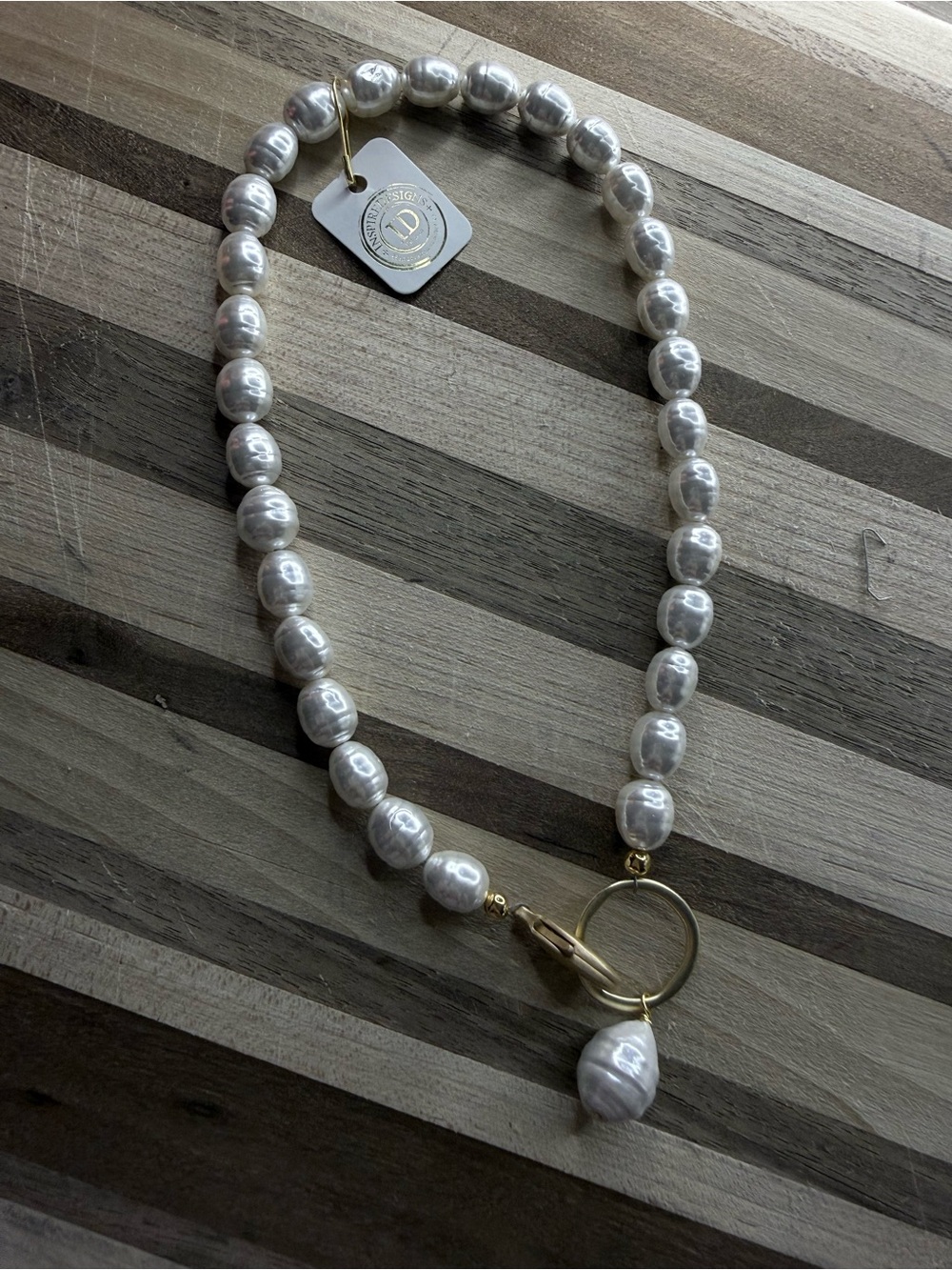 Pearl Bead Necklace with Gold Ring Pendant - White